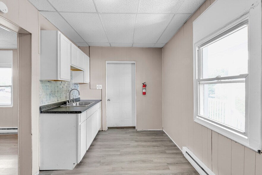 More Photos Of 409 W Broad St, Tamaqua Apartments For Sale