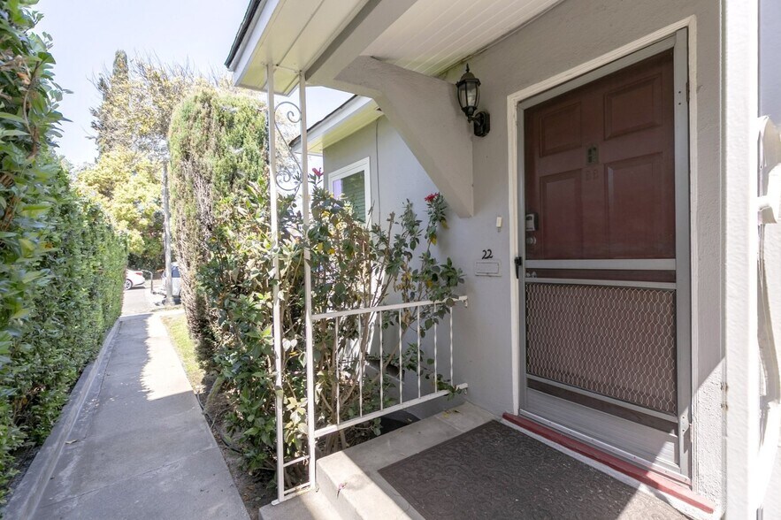 More Photos Of 22 N Electric Ave, Alhambra Apartments For Sale