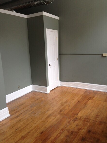 More Photos Of 523 Main St, Buffalo Storefront Retail Office For Sale