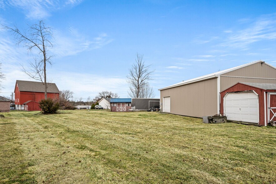 More Photos Of 2933 E High St, Pottstown General Retail For Sale