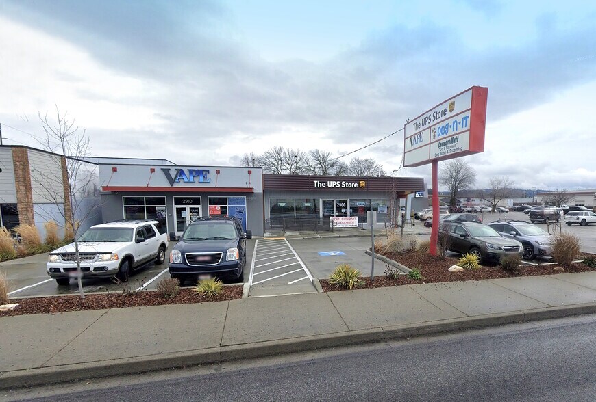 Primary Photo Of 2880-2900 N Government Way, Coeur d'Alene General Retail For Lease