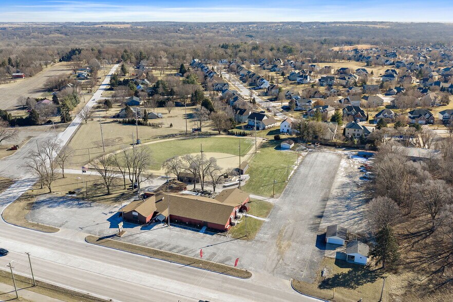 More Photos Of 9054 Veterans Pkwy, Yorkville Land For Sale