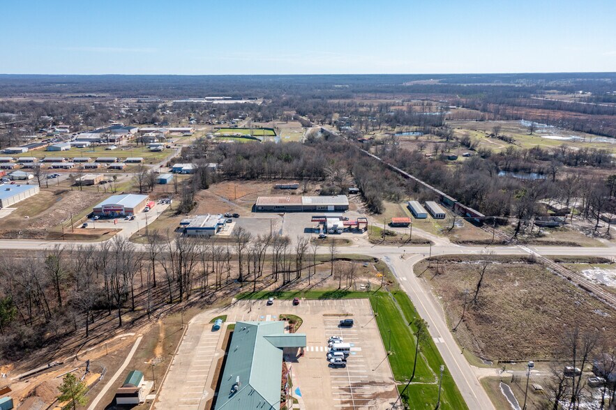 More Photos Of 6598 OK-98 Highway, Wright City Flex For Sale