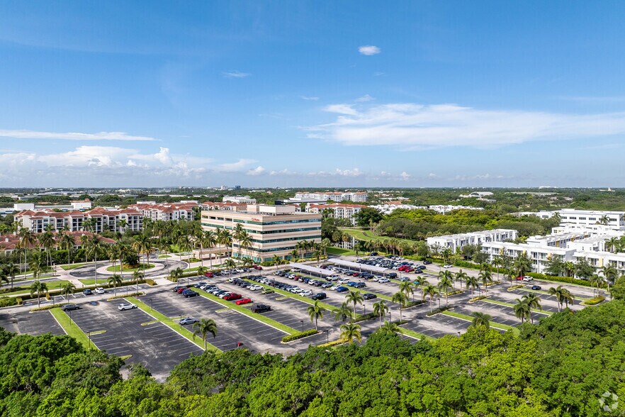 More Photos Of 900 Broken Sound Pky NW, Boca Raton Office For Lease