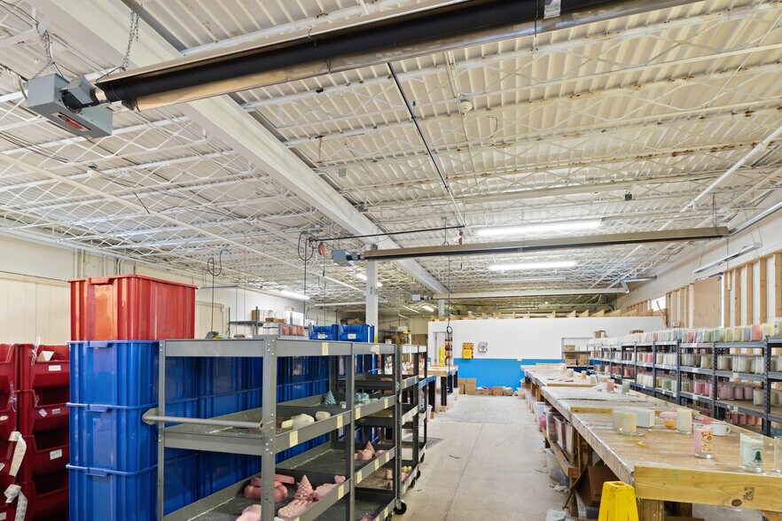 More Photos Of 677 S Cardinal Ln, Scottsburg Industrial For Sale