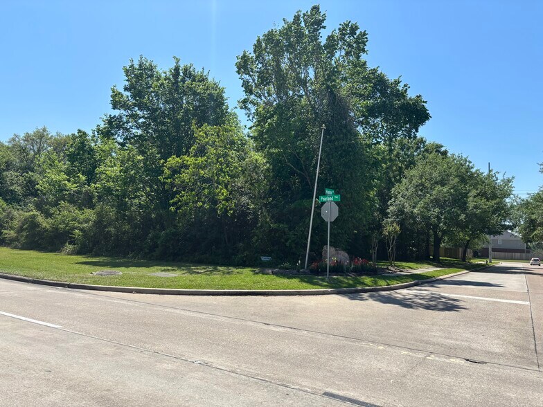 More Photos Of Pearland Parkway, Pearland Land For Sale