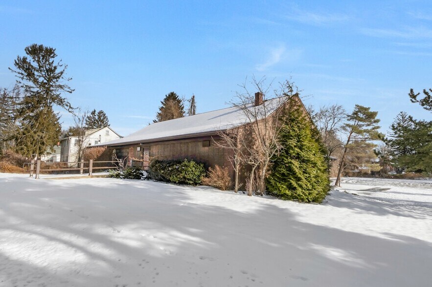 More Photos Of 195 W Clarkstown Rd, New City Specialty For Sale