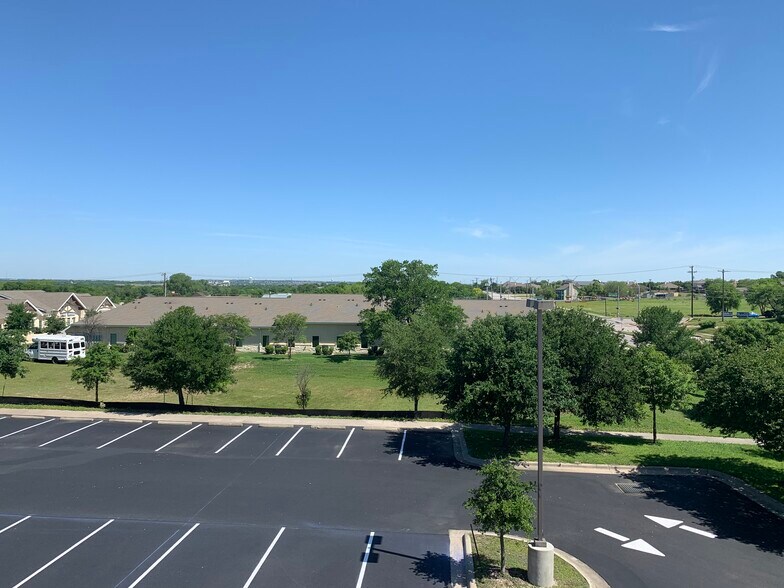More Photos Of 2050 Double Creek Dr, Round Rock Medical For Lease