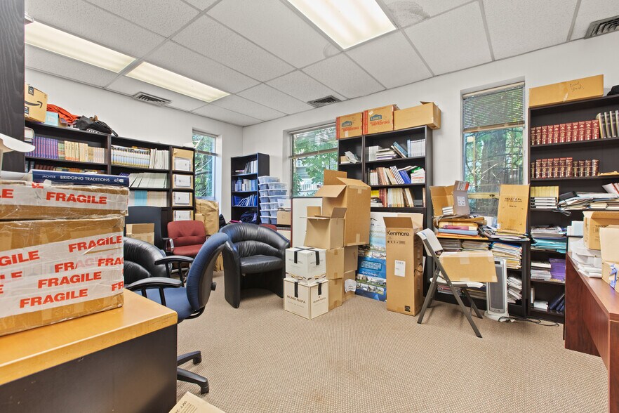 More Photos Of 111 Galway Pl, Teaneck Medical For Sale