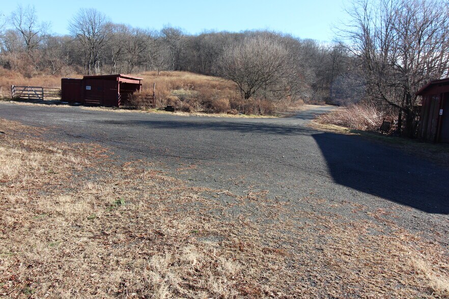 More Photos Of 50 County Road 639, Bloomsbury Specialty For Lease