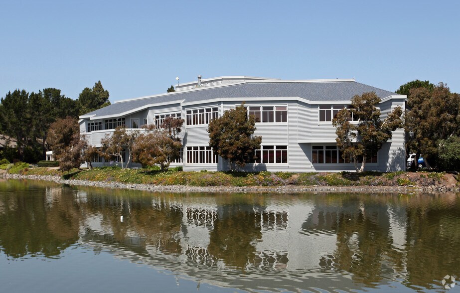 More Photos Of 370-390 Bridge Pky, Redwood City Medical For Sale