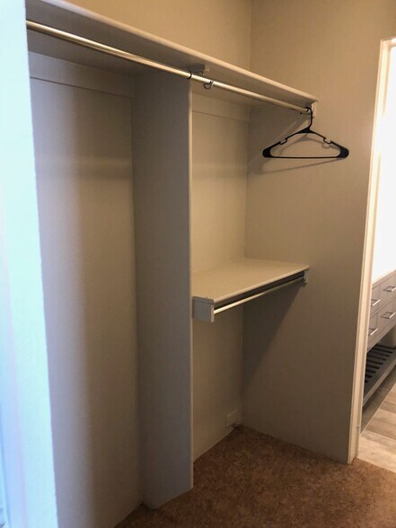 More Photos Of 2805-2901 S Locust St, Denver Apartments For Sale