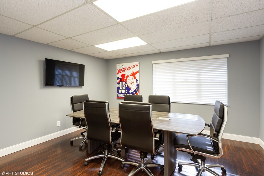 More Photos Of 212 SE 8th St, Fort Lauderdale Office Residential For Sale