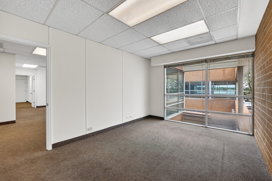 More Photos Of 441 Wadsworth Blvd, Lakewood Medical For Lease