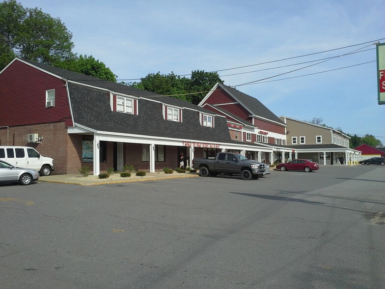 More Photos Of 341-351 S Broadway, Salem Unknown For Lease