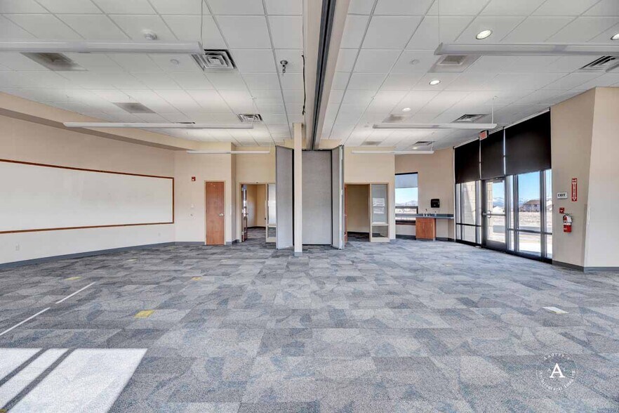 More Photos Of 754 River Rock Dr, Helena Office For Lease