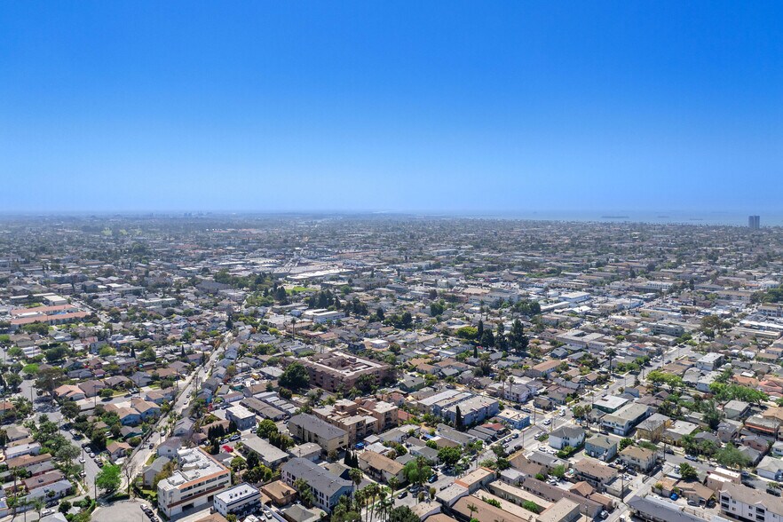 More Photos Of 1600 Junipero Ave, Long Beach Apartments For Sale