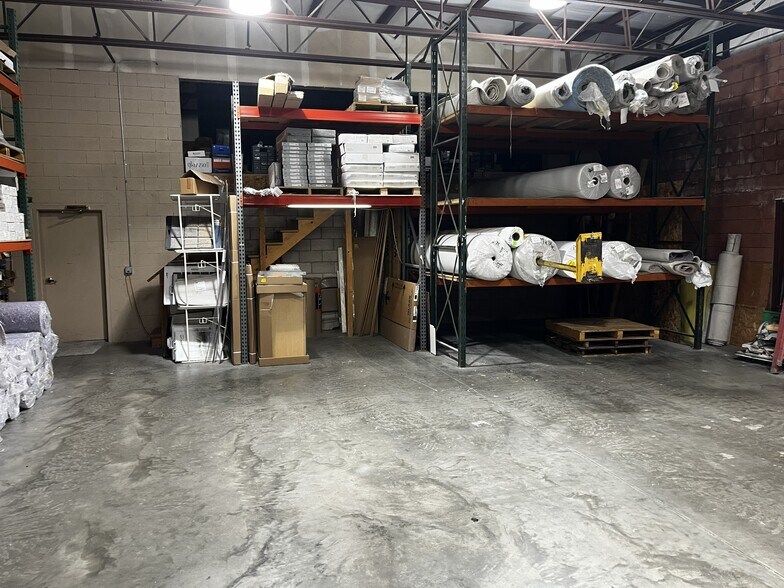 More Photos Of 535-579 N Denver Ave, Loveland Light Manufacturing For Sale