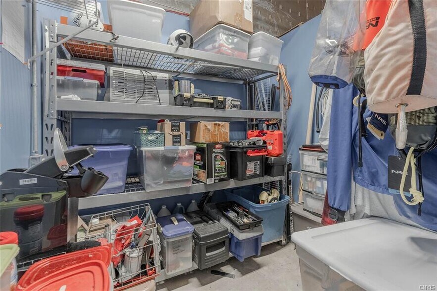 More Photos Of 120-124-128 William St, Dexter Flex For Sale