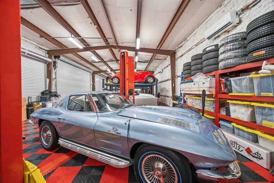 More Photos Of 180 Artists Ave, Englewood Warehouse For Sale