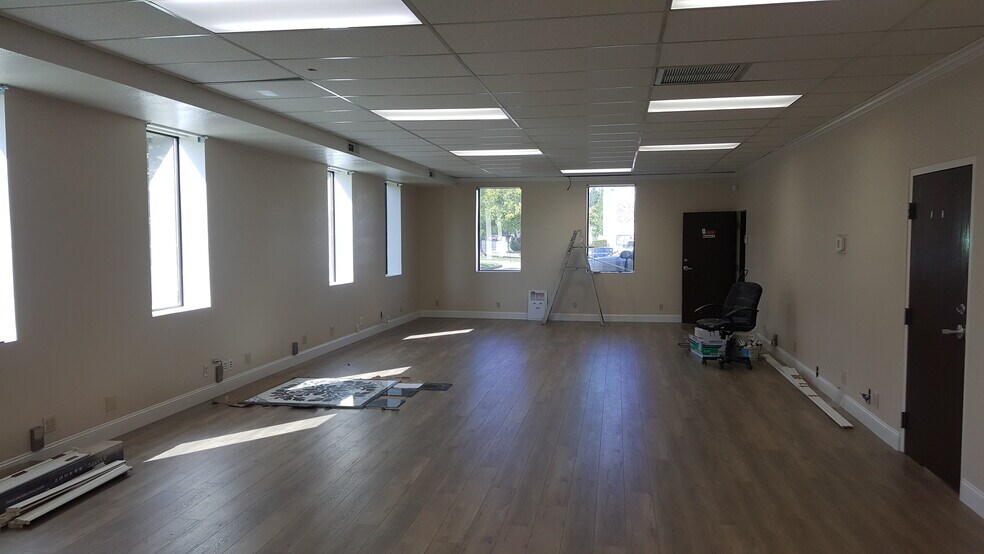 More Photos Of 4047-4049 1st St, Livermore Office For Lease