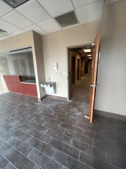 More Photos Of 7424 Highway 64, Bartlett Unknown For Lease