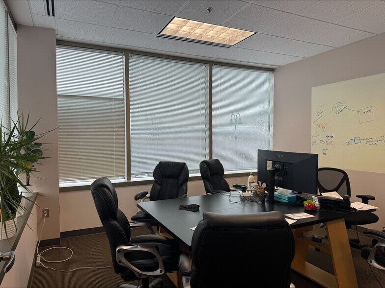 More Photos Of 44095 Pipeline Plz, Ashburn Medical For Lease