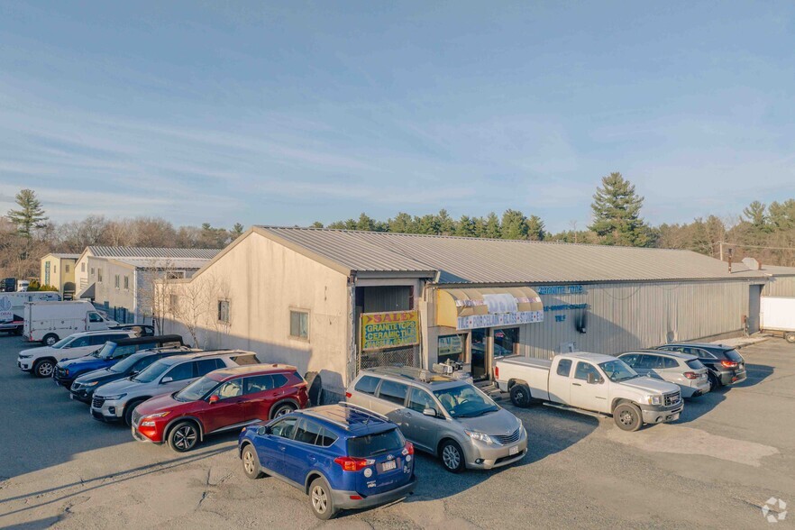 Primary Photo Of 896 Boston Post Rd, Marlborough Unknown For Lease