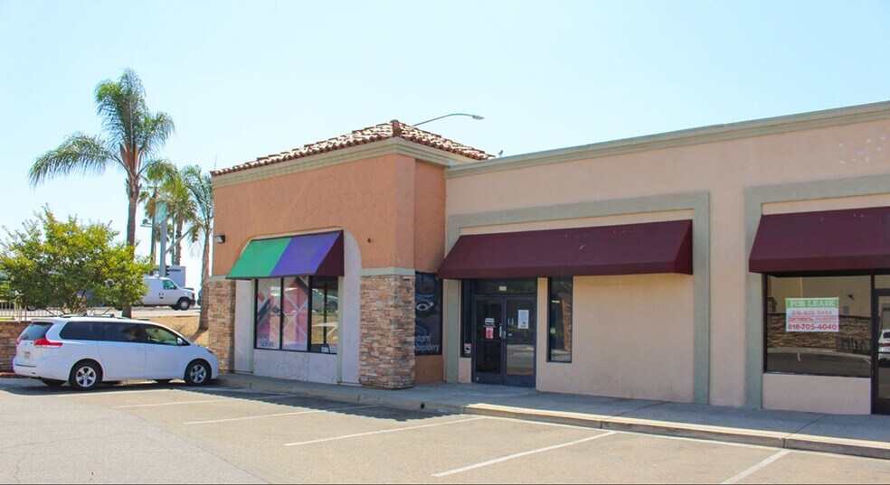 More Photos Of 703-705 Center Dr, San Marcos General Retail For Lease