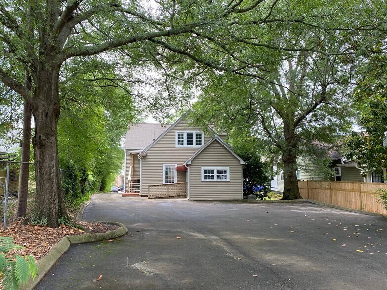 More Photos Of 9 East Ave, Greenville Office Residential For Sale