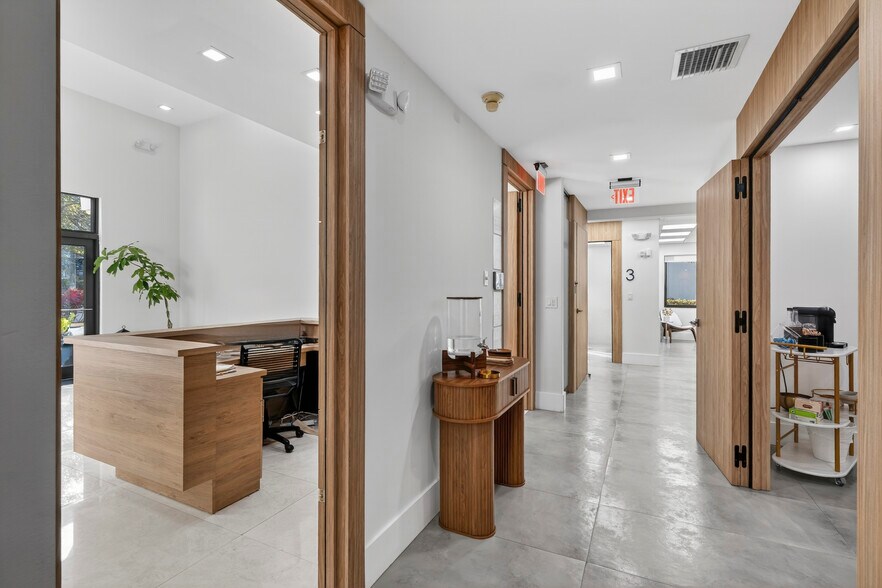 More Photos Of 9400 SW 77th Ave, Miami Office For Lease