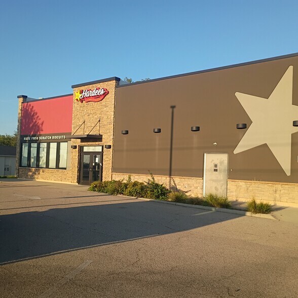 More Photos Of 500 S Breiel Blvd, Middletown Fast Food For Lease