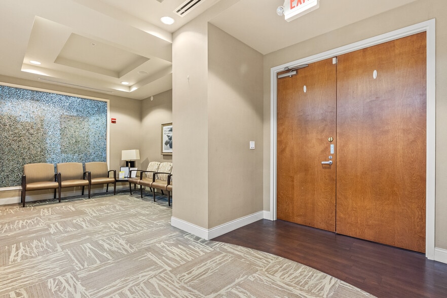 More Photos Of 6705 S Red Rd, Coral Gables Office Residential For Lease