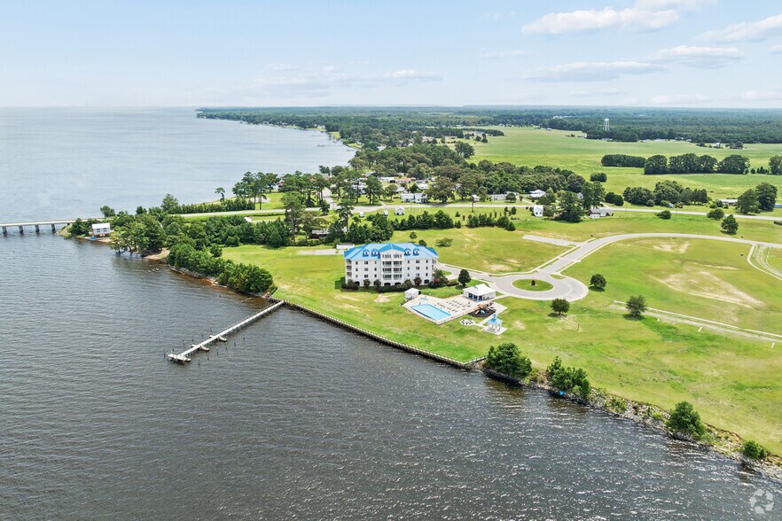More Photos Of 231 Waterside Dr, Roper Apartments For Sale