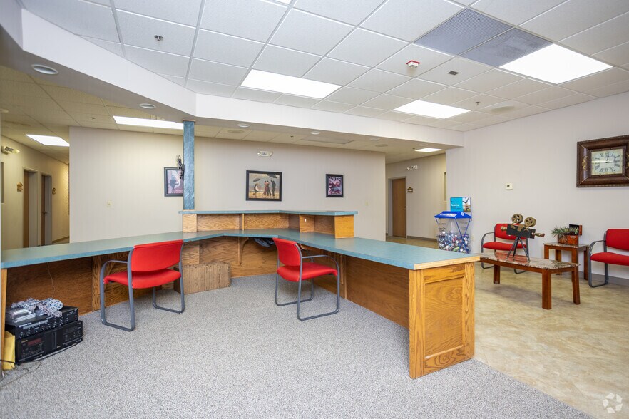 More Photos Of 1713 Marion-Mt Gilead Rd, Marion Storefront Retail Office For Lease