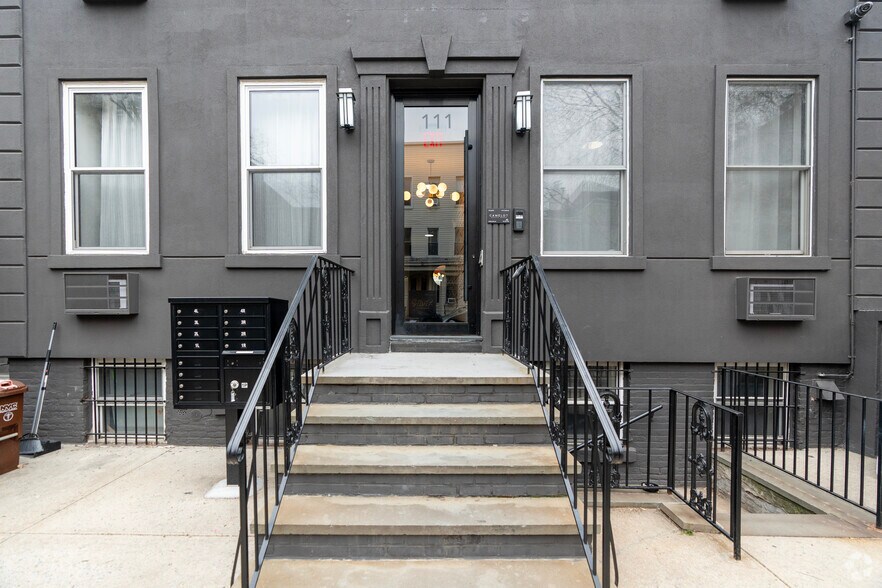 More Photos Of 111 Huron St, Brooklyn Apartments For Sale