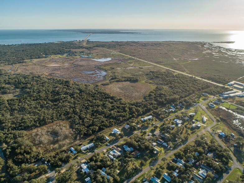 More Photos Of 6498 Highway 35 North, Rockport Land For Sale