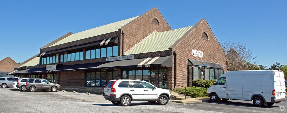 More Photos Of 443 Congaree Rd, Greenville Freestanding For Lease