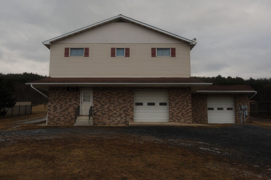 More Photos Of 1052 Centre Tpke, Orwigsburg Flex For Sale