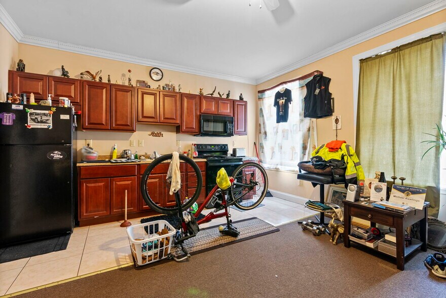 More Photos Of 1433 W Lombard St, Baltimore Multifamily For Sale