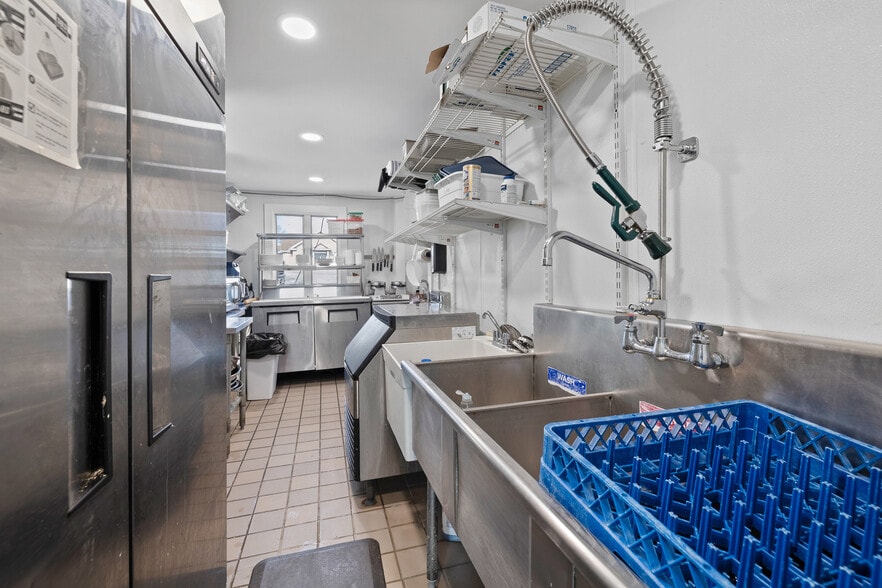 More Photos Of 4645 Main St, Manchester Center Restaurant For Sale