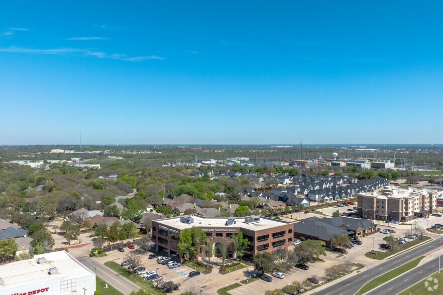 More Photos Of 2220 San Jacinto Blvd, Denton Office For Sale