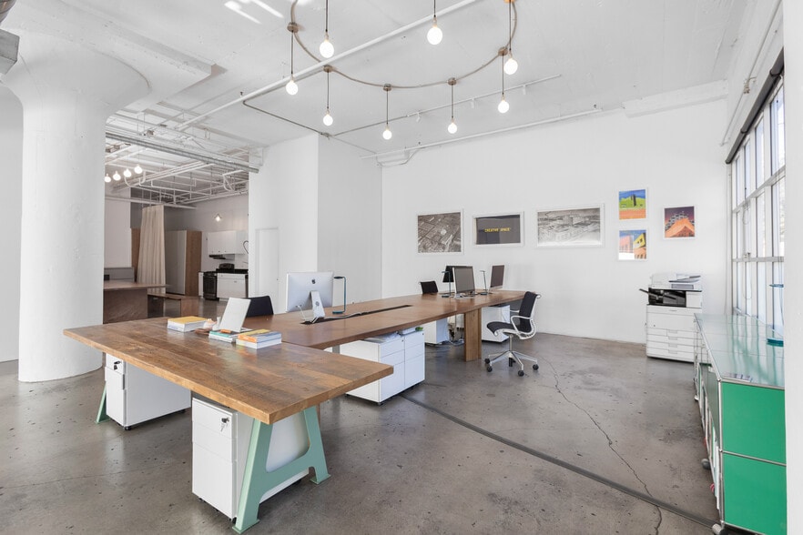 More Photos Of 500-530 Molino St, Los Angeles Office For Sale
