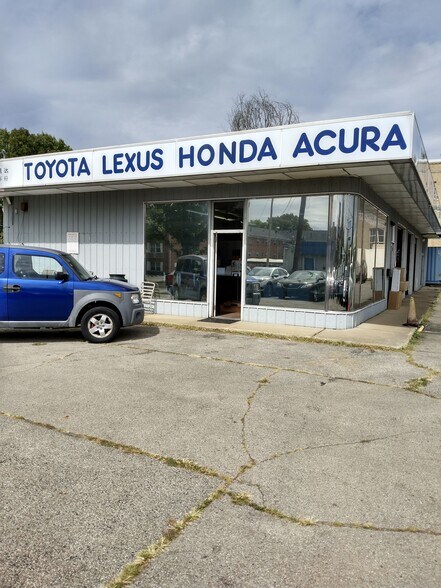 More Photos Of 3395 Indianola Ave, Columbus General Retail For Sale