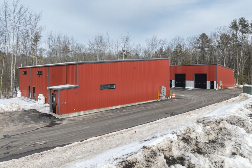 More Photos Of 1248 Portland Rd, Arundel Flex For Lease