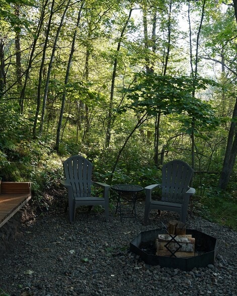 More Photos Of 22642 Highway 6 N, Crosby Hotel For Sale