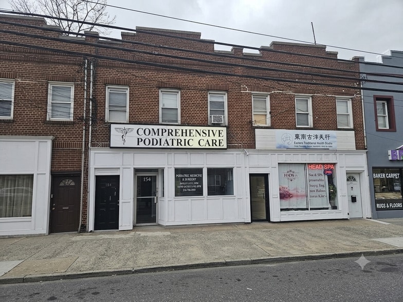 More Photos Of 154 Mineola Blvd, Mineola Storefront Retail Residential For Lease