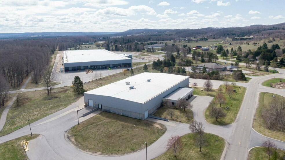 More Photos Of 827 Moll Dr, Boyne City Manufacturing For Lease