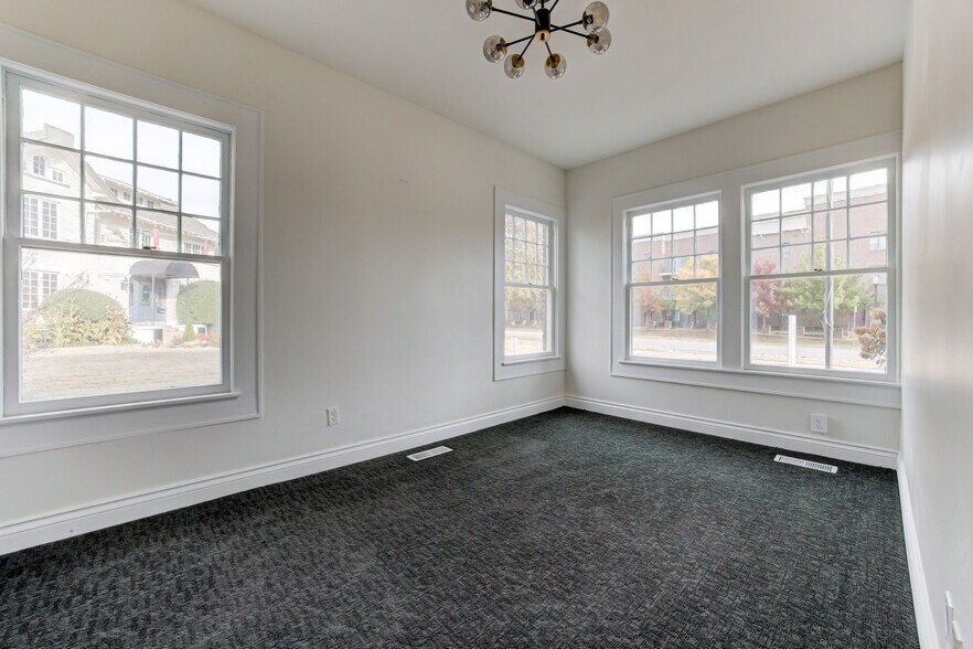 More Photos Of 1319 N Classen Dr, Oklahoma City Office For Lease