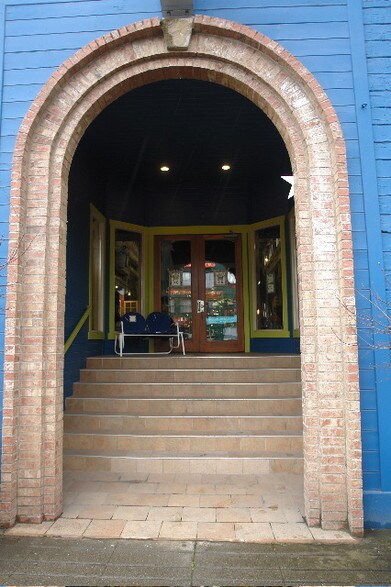 More Photos Of 3200-3220 1st Ave S, Seattle Office For Lease